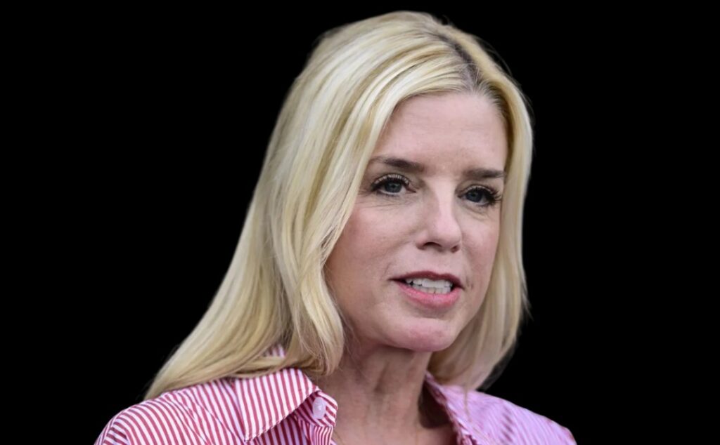 Pam Bondi’s $18 Million Wealth from Illegal Donations – thegktree.com